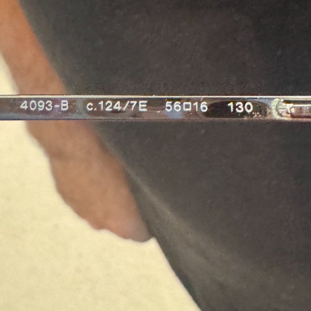 Chic Sunglasses with Rhinestone Detail - Brown - Picture 5 of 6